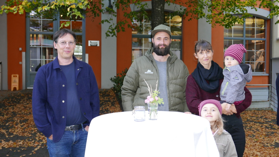 Eröffnung Freiraum_2020_Manfred_Stemmer_Thomas_und_Tanja_Vogel_mit_Kindern@Christoph Gilhaus