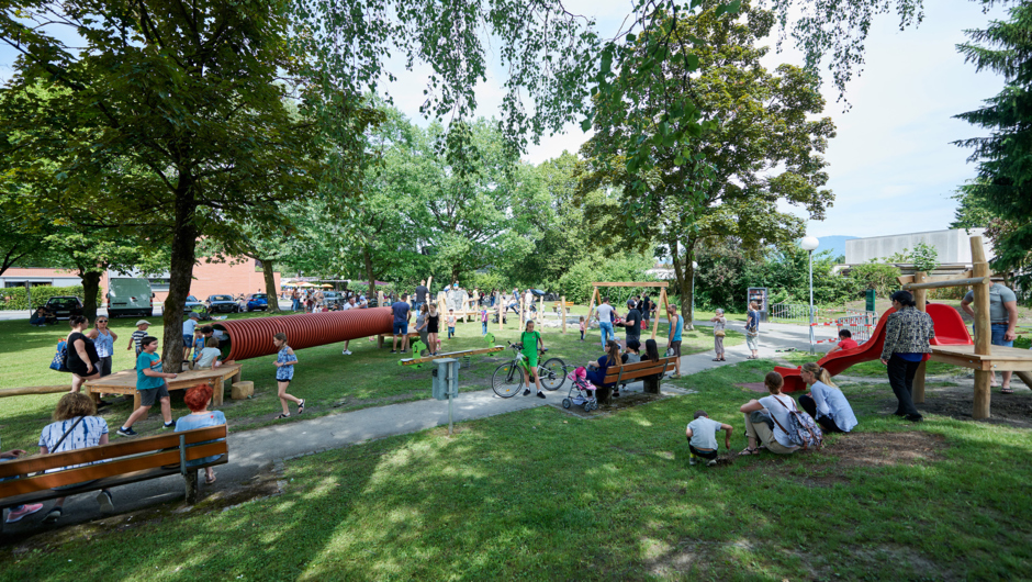 Spielplatz-Hasenfeld_Eröffnung_©Marcel Hagen (25) Spielplatz-Hasenfeld_Eröffnung_©Marcel Hagen (25)