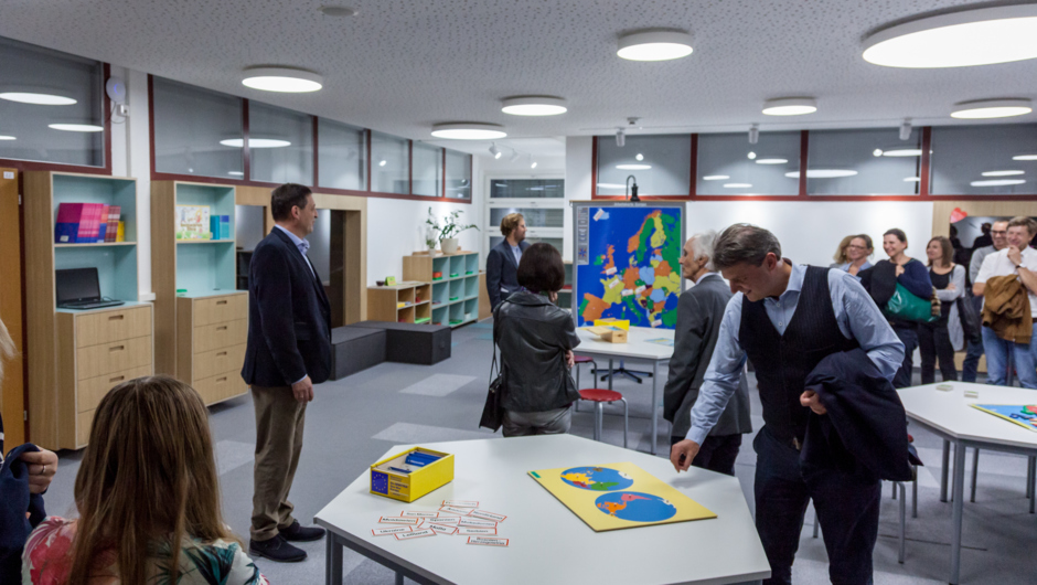 Eröffnung Umbau Mittelschule Rheindorf