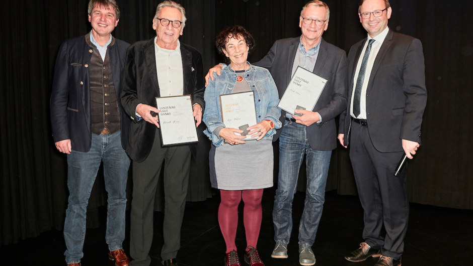 Lustenau sagt Danke 4 Dezember 2019 Miro Kuzmanovic (43) Lustenau sagt Danke 4 Dezember 2019 Miro Kuzmanovic (43)