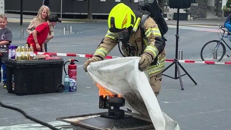 Schauübung Feuerwehr 2025 - frame at 0m4s Schauübung Feuerwehr 2025 - frame at 0m4s