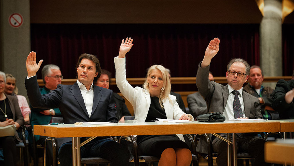 Konstituierende Sitzung, 10.4. 2015 Konstituierende Sitzung, 10.4. 2015
