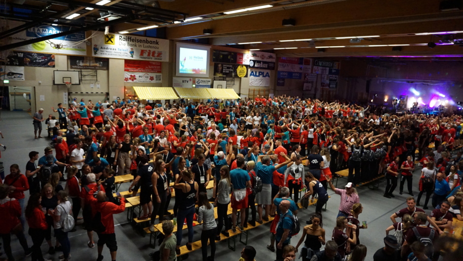 Gymnaestrada: Stimmung in der Sporthalle