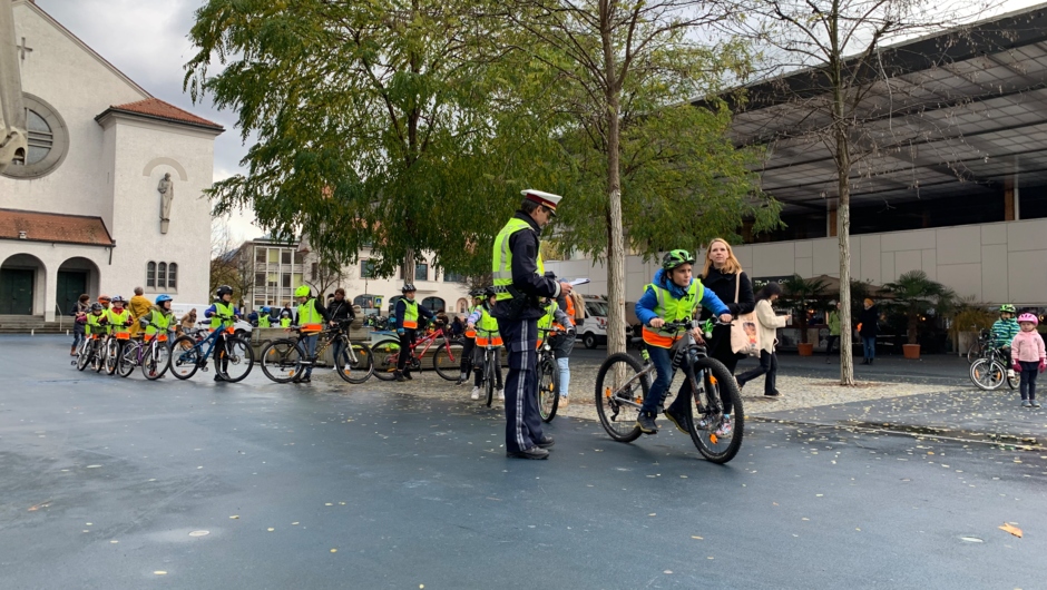 Fahrradprüfung VS Kirchdorf 2021 (10) Fahrradprüfung VS Kirchdorf 2021 (10)