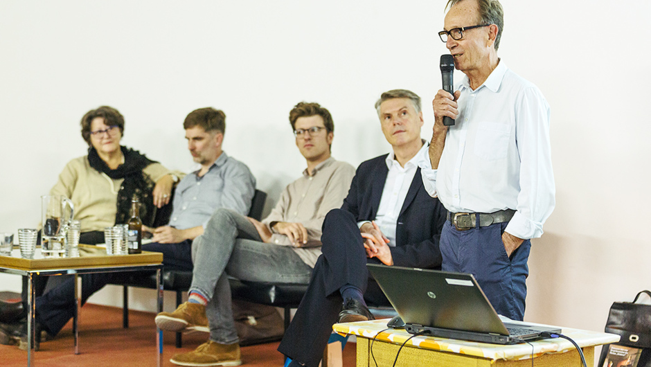Neupräsentation Stickerei III Neupräsentation Stickerei III