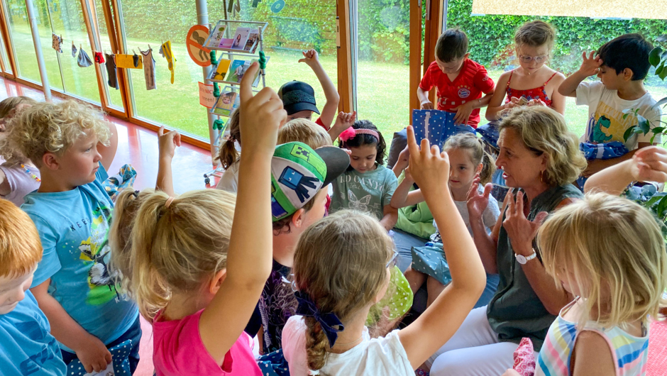 Kindi_Rosenlächer Kindi_Rosenlächer