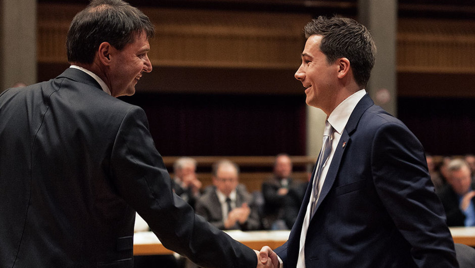 Konstituierende Sitzung, 10.4. 2015 Konstituierende Sitzung, 10.4. 2015
